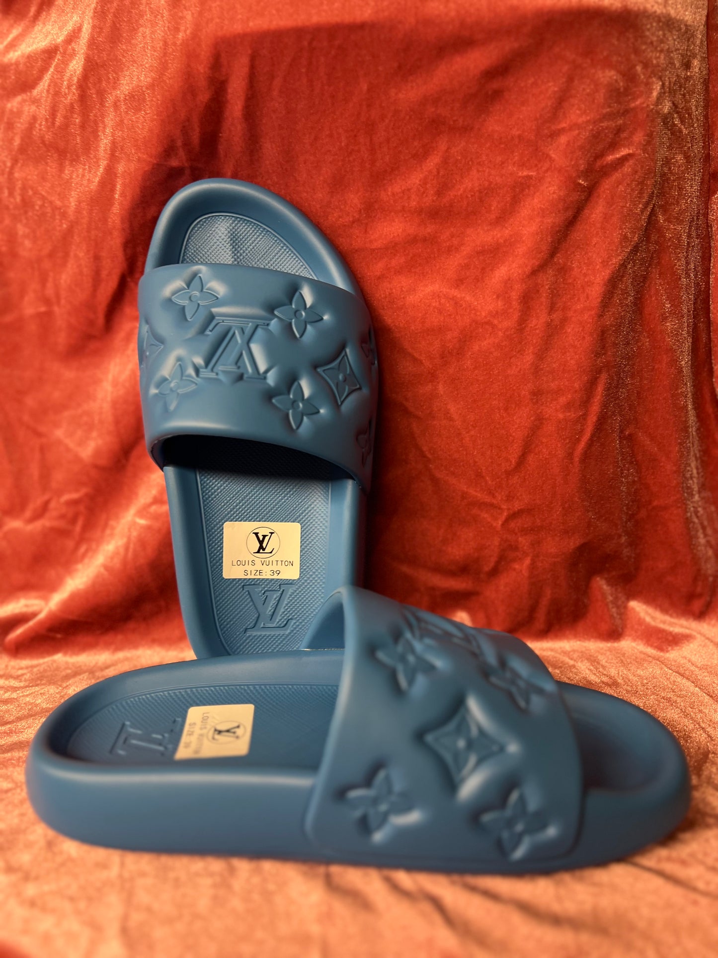 Slides (Size 8)